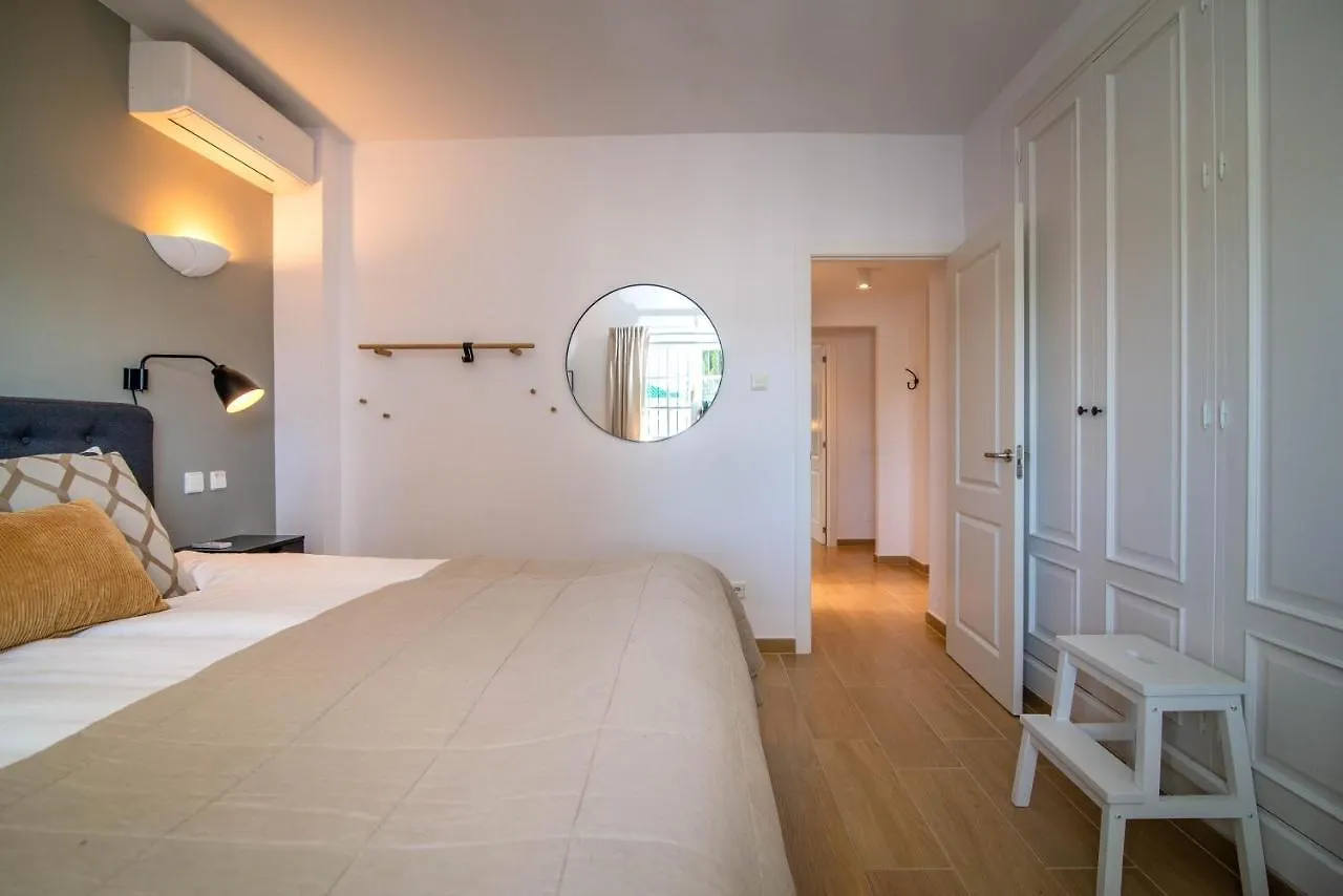 Newly Renovated 3 Bedroom Apt Next To Puerto Banus Marbella Apartment