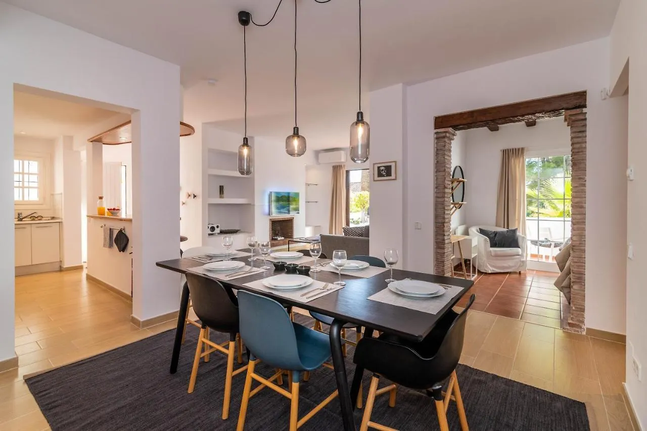 Newly Renovated 3 Bedroom Apt Next To Puerto Banus Marbella Spain