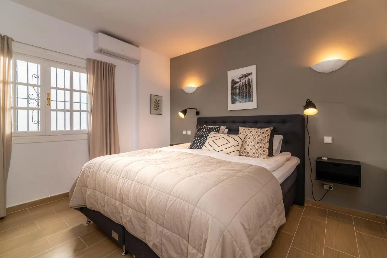 Apartment Newly Renovated 3 Bedroom Apt Next To Puerto Banus Marbella Spain