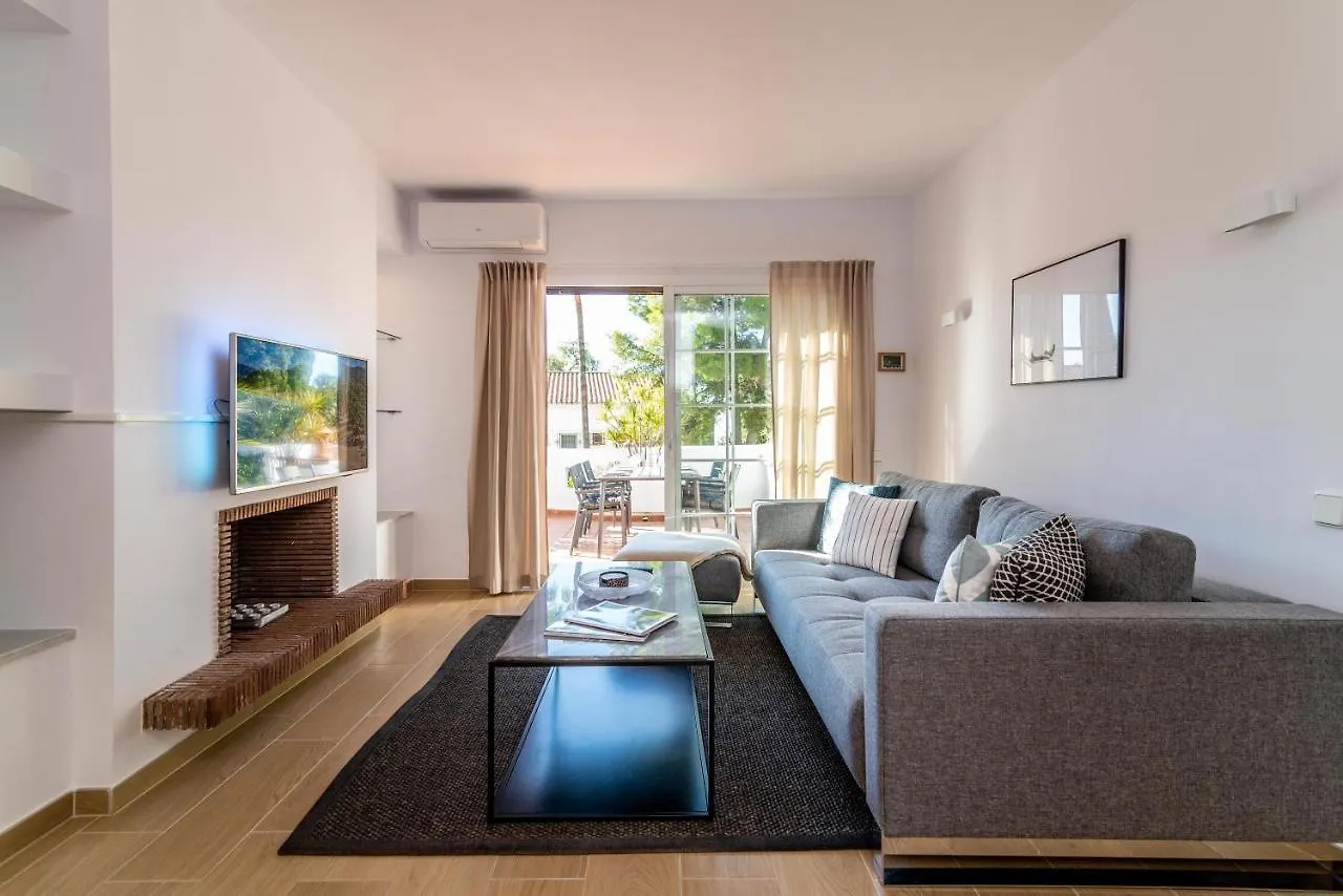 Newly Renovated 3 Bedroom Apt Next To Puerto Banus Marbella 0*,